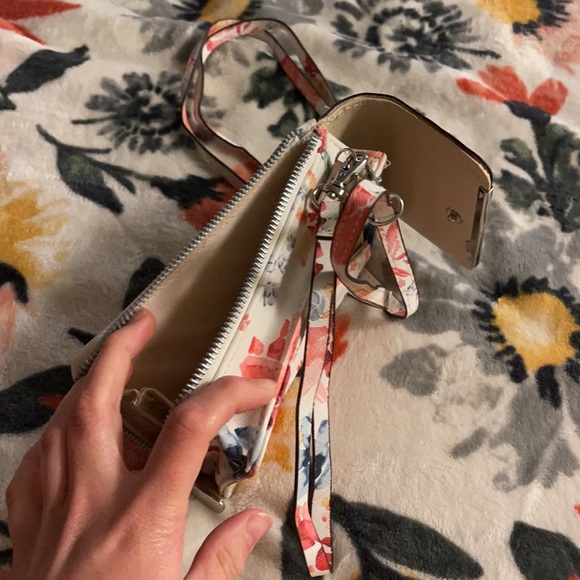 Purses/wallets - Picture 4 of 11